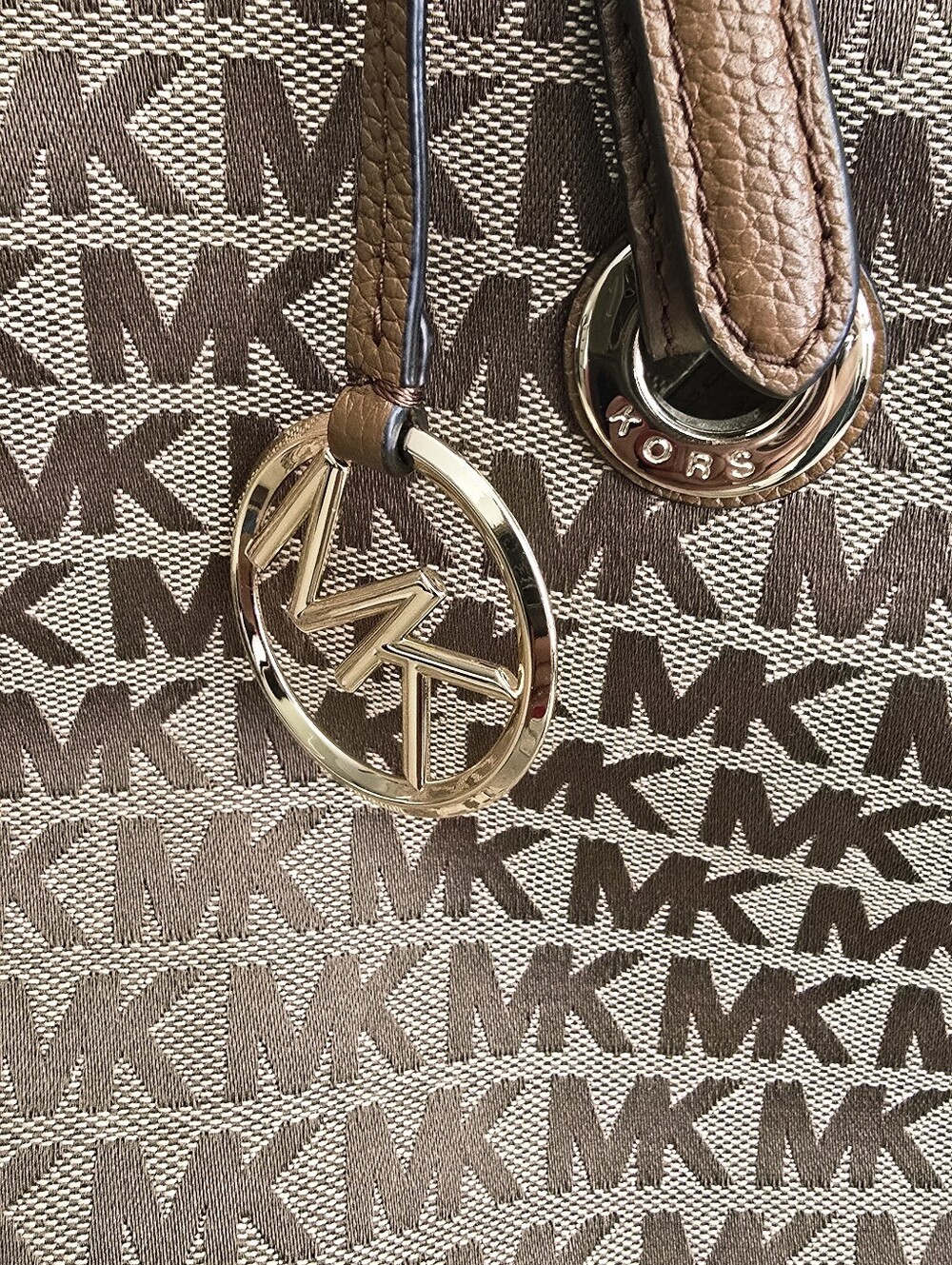 Michael Kors MK Signature Jacquard Brown Large Tote Shoulder Bag - Picture 7 of 7